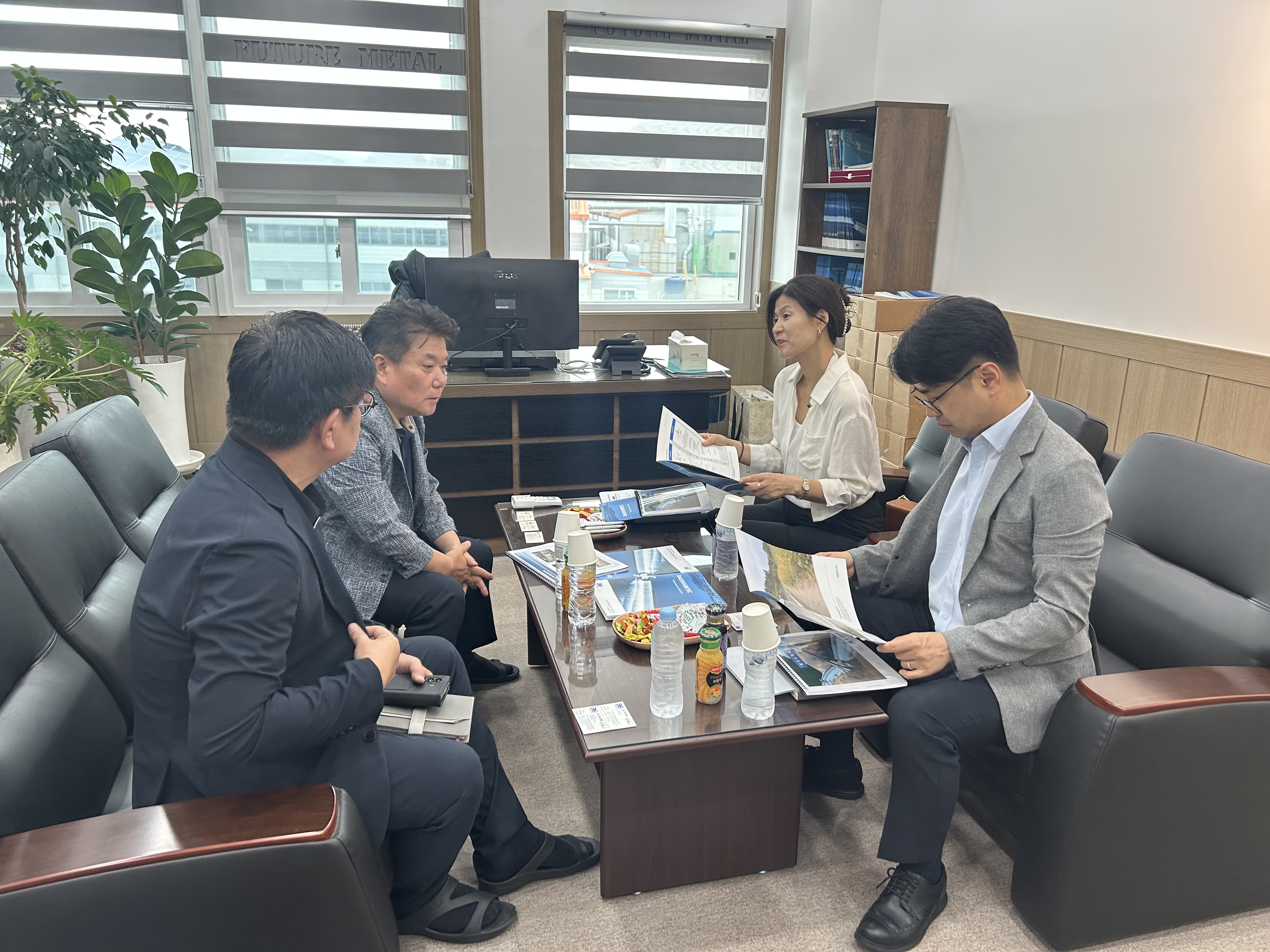 첨부사진(혁신제품 지정기업 방문) (2)