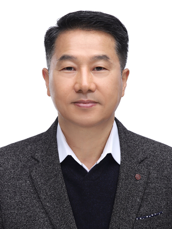 김우환