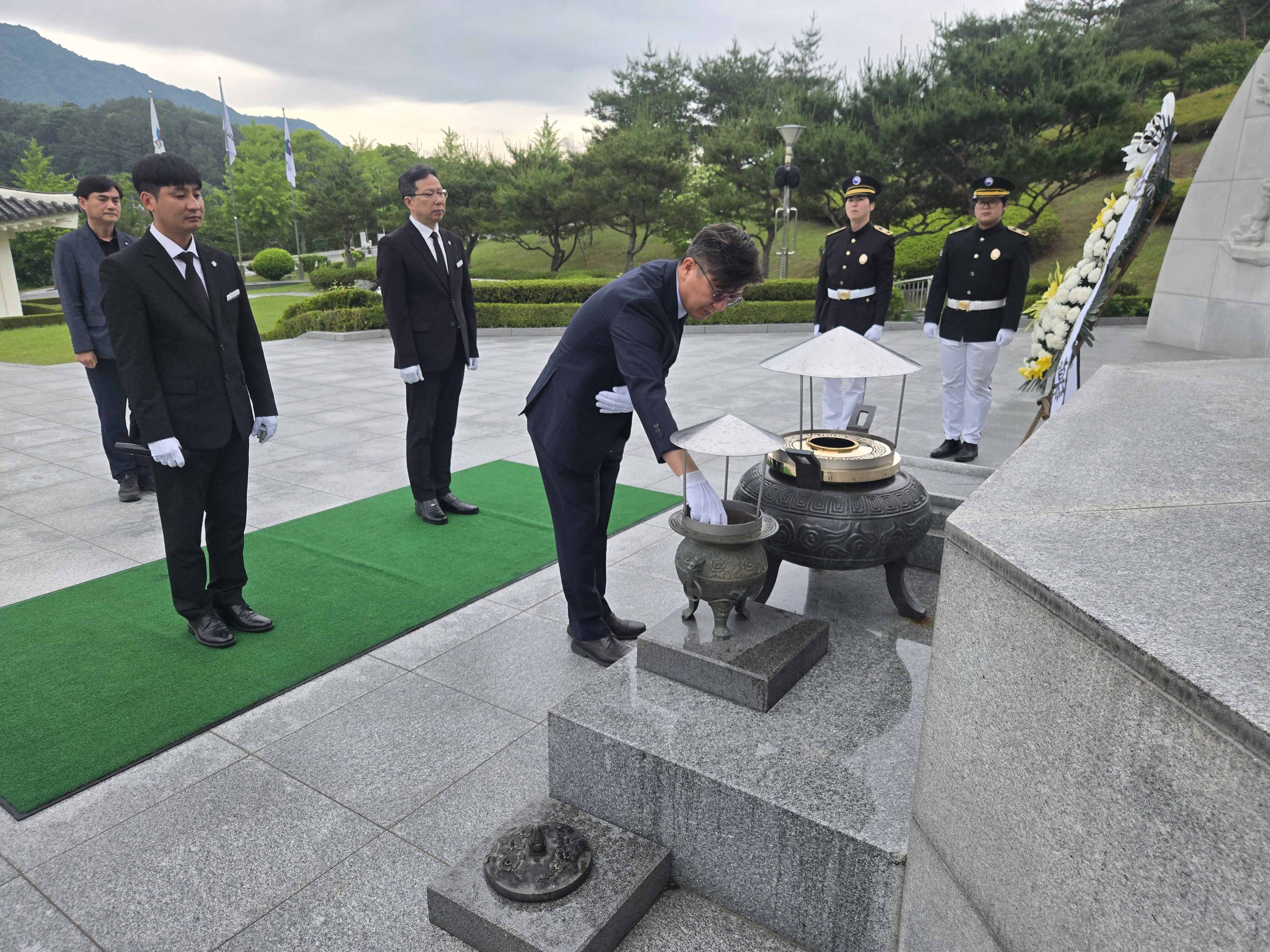 260602_현충원 참배 사진