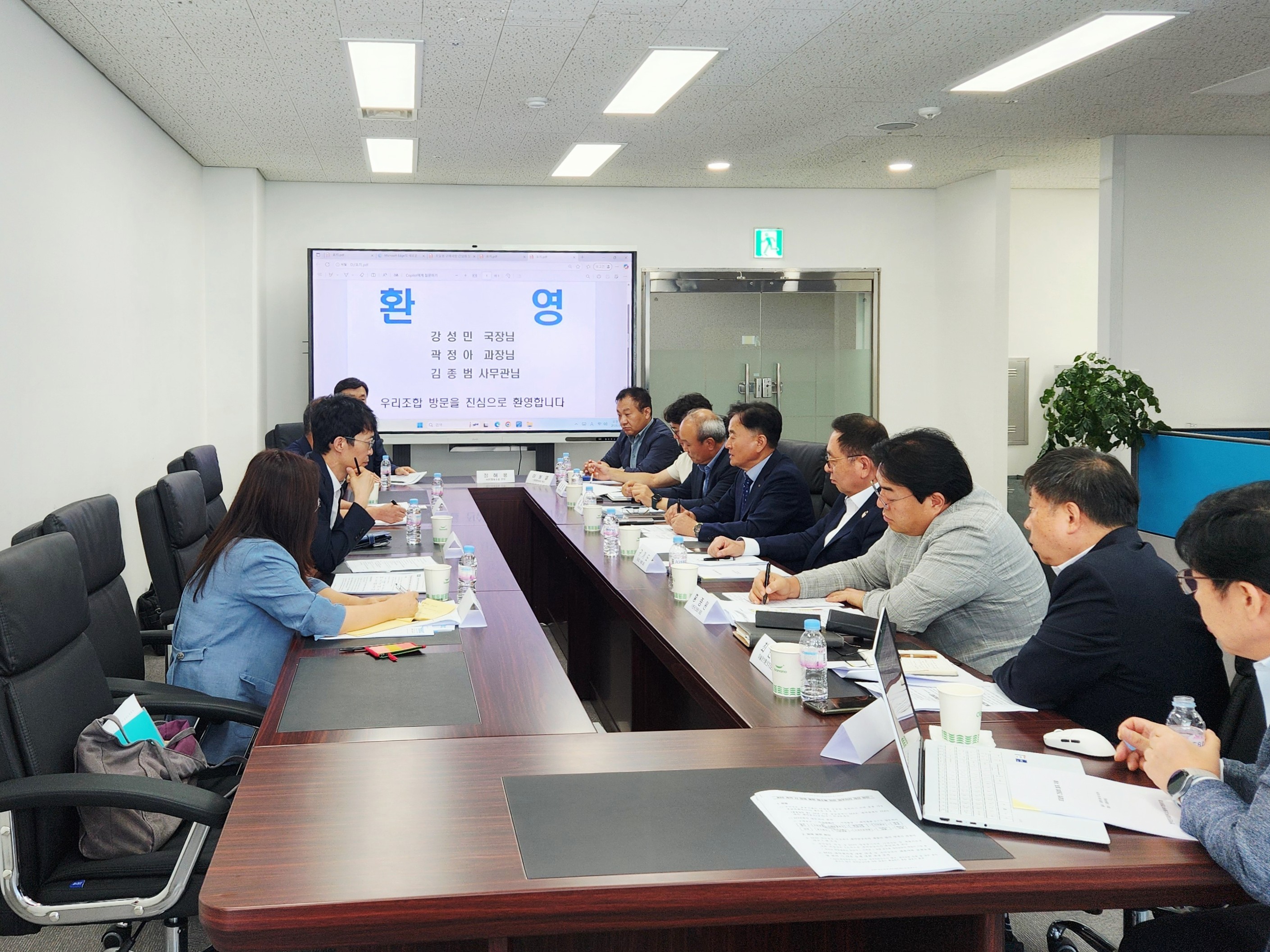 사진2_한국전자칠판이스플레이협동조합 현장소통